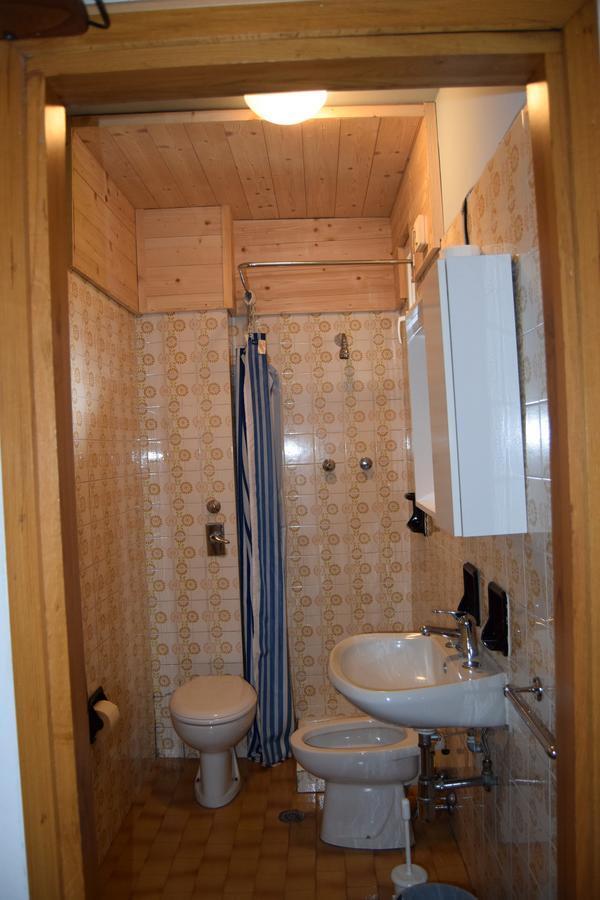 Hotel Torena Априка Екстериор снимка